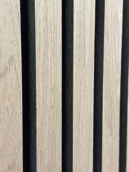 Akustikpaneel - Walnut 1-seitig furniert 2400×600×21 mm