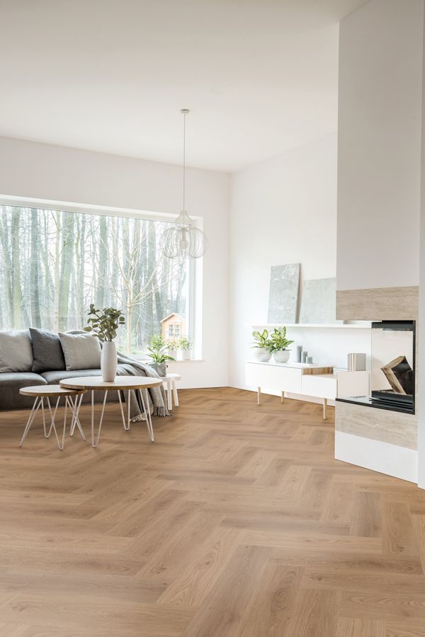 Klick-Vinylboden "2077H Altenwald Eiche Herringbone / Fischgrät" integr. Trittschalldämmung